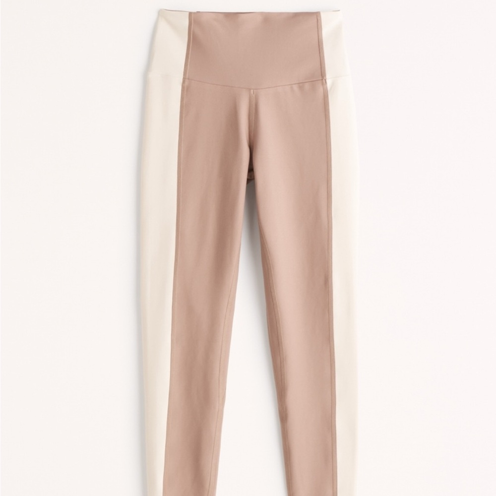 Abercrombie & Fitch YPB softLUX 7/8 ankle leggings curve love short